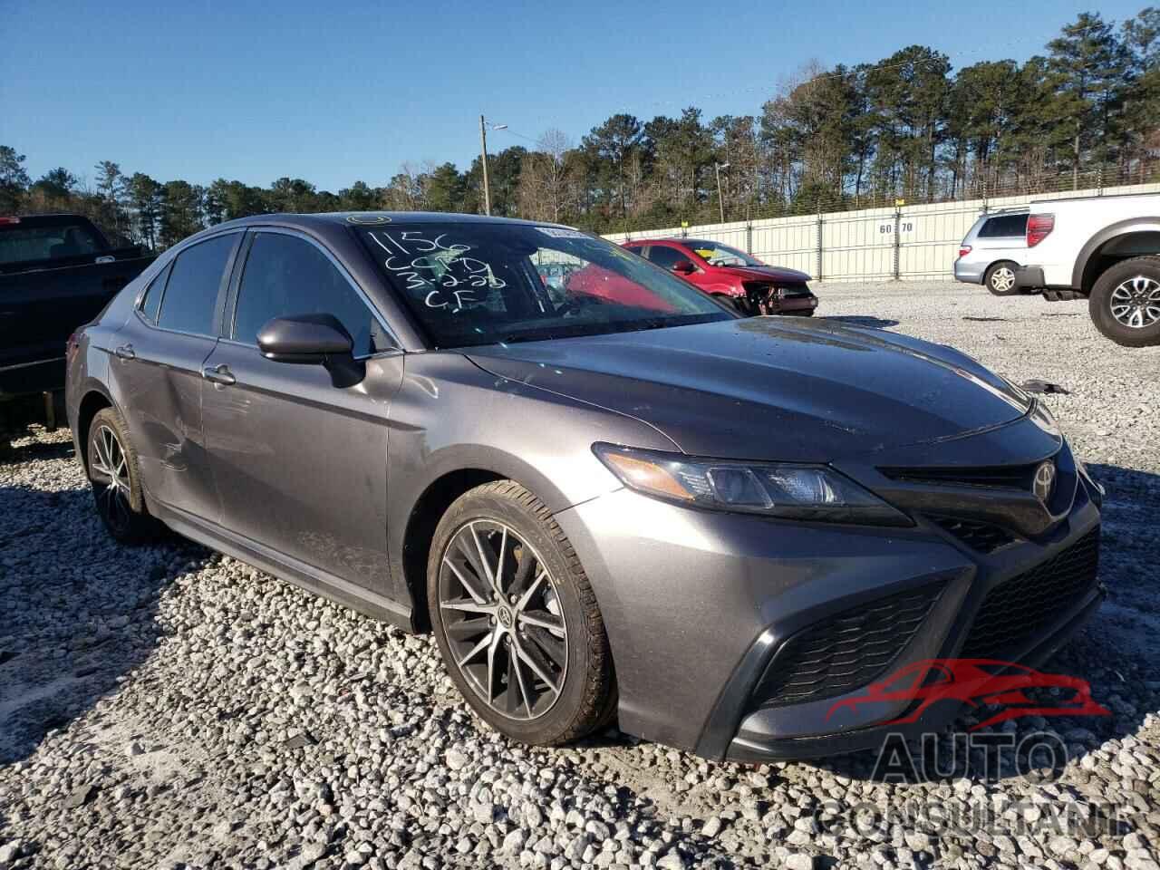 TOYOTA CAMRY 2021 - 4T1G11AK2MU581156