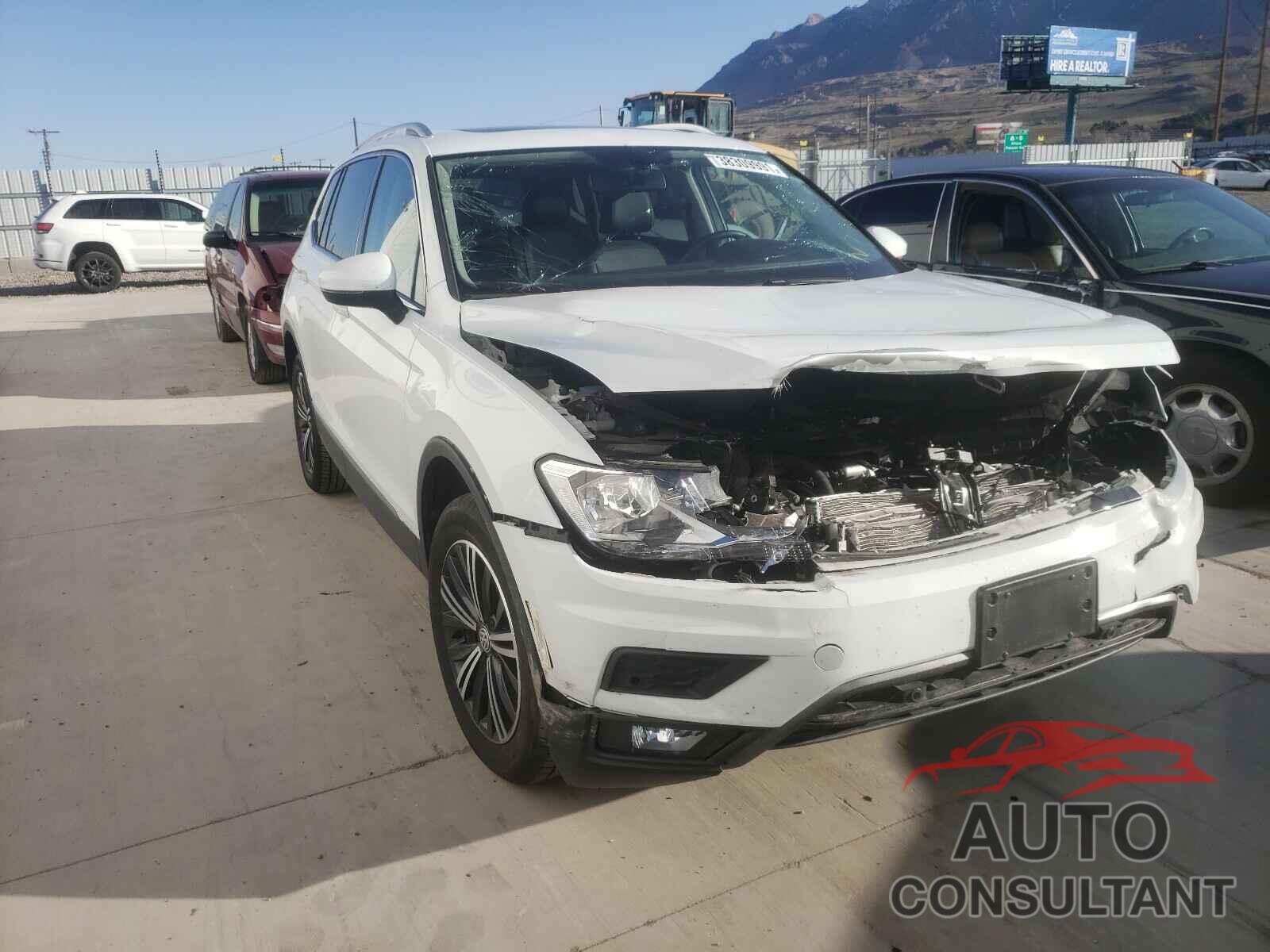VOLKSWAGEN TIGUAN 2019 - 3VV2B7AX1KM119314