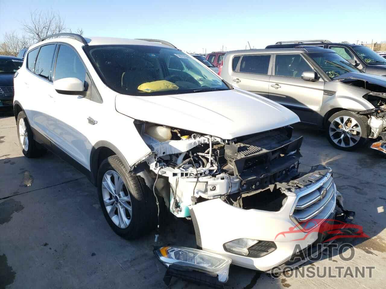 FORD ESCAPE 2017 - 1FMCU0GD4HUE34707