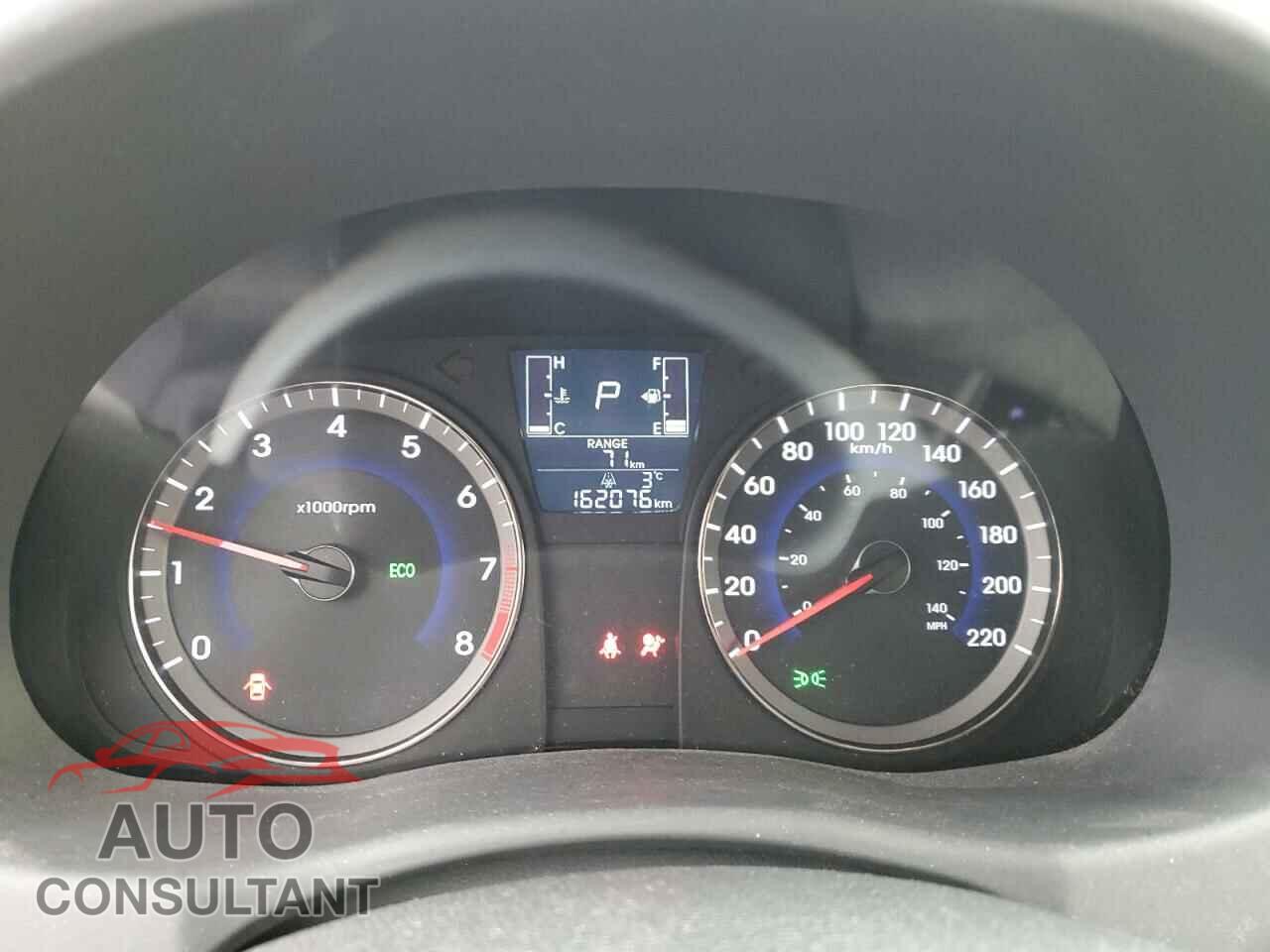 HYUNDAI ACCENT 2015 - KMHCT4AE3FU874930