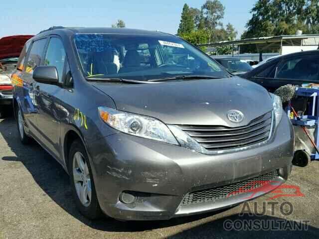 TOYOTA SIENNA 2017 - 5TDKZ3DC9HS802558