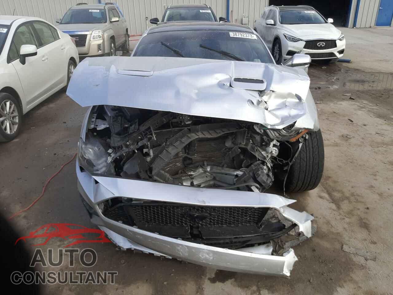 FORD MUSTANG 2018 - 1FA6P8CF3J5144396