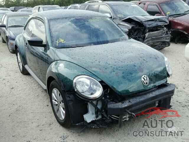 VOLKSWAGEN BEETLE 2017 - 3VWF17AT3HM610067