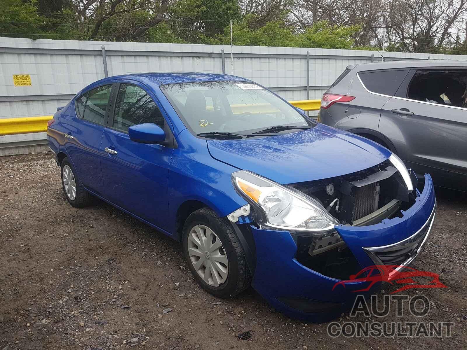 NISSAN VERSA 2017 - 3N1CN7AP0HL822639