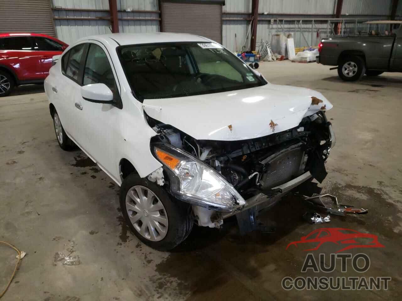 NISSAN VERSA 2019 - 3N1CN7AP7KL878018