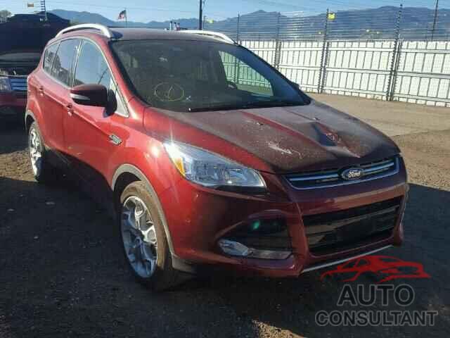FORD ESCAPE 2015 - 1FMCU0J9XFUC42502