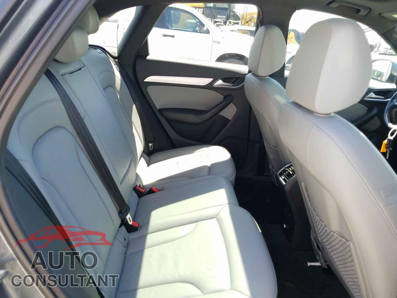 AUDI Q3 2017 - WA1BCCFSXHR009235