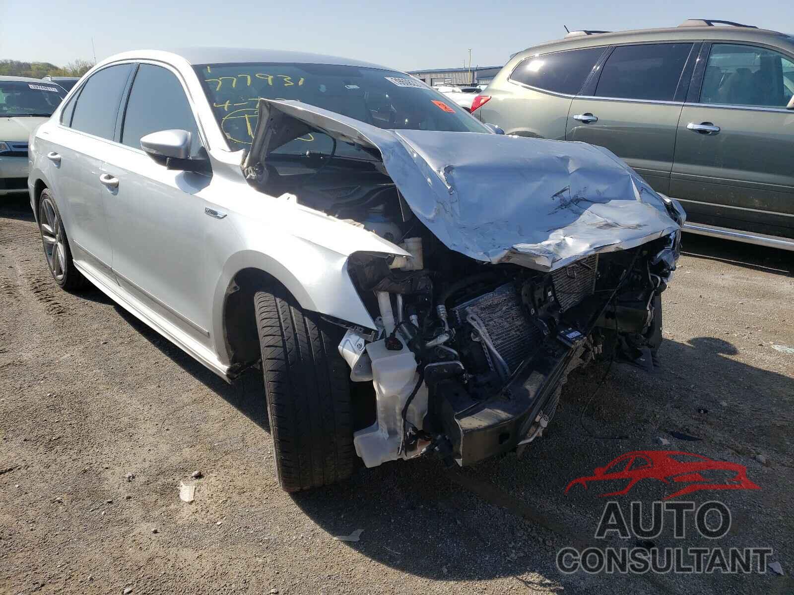 VOLKSWAGEN PASSAT 2017 - 1VWDT7A30HC035784
