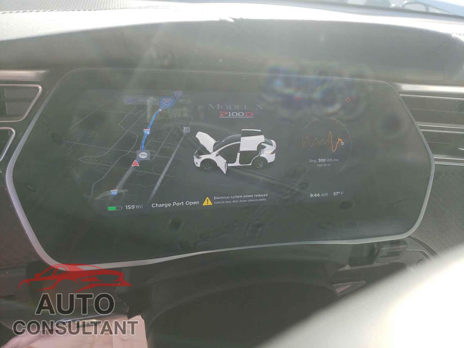 TESLA MODEL X 2018 - 5YJXCAE43JF090044