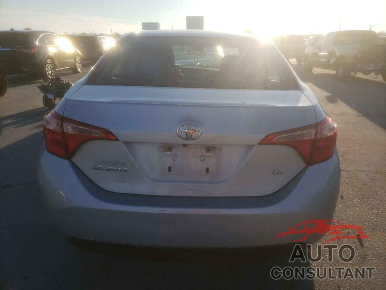 TOYOTA COROLLA 2019 - 5YFBURHE7KP892757