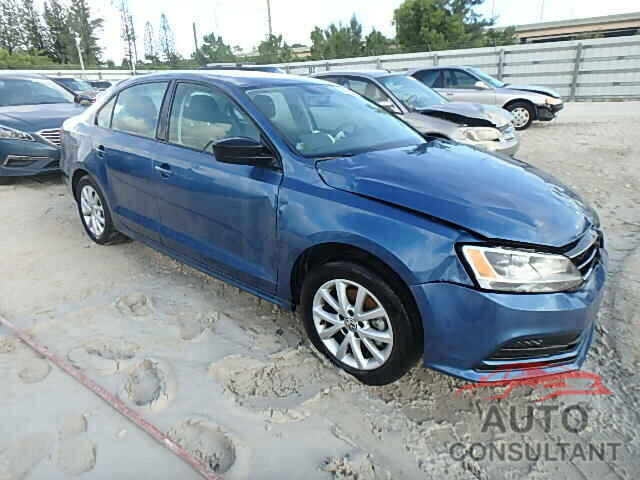 VOLKSWAGEN JETTA 2015 - 3VWD17AJ1FM204548