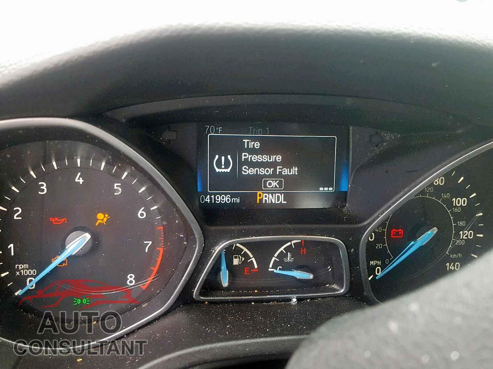 FORD FOCUS SE 2016 - 3FA6P0RU7KR141541