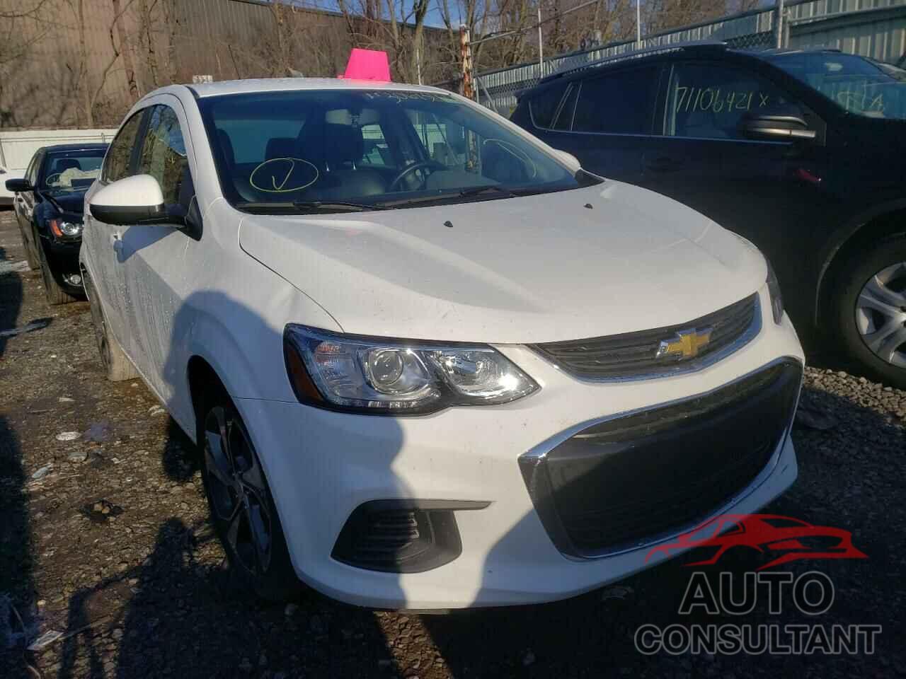 CHEVROLET SONIC 2020 - 1G1JF5SBXL4111952