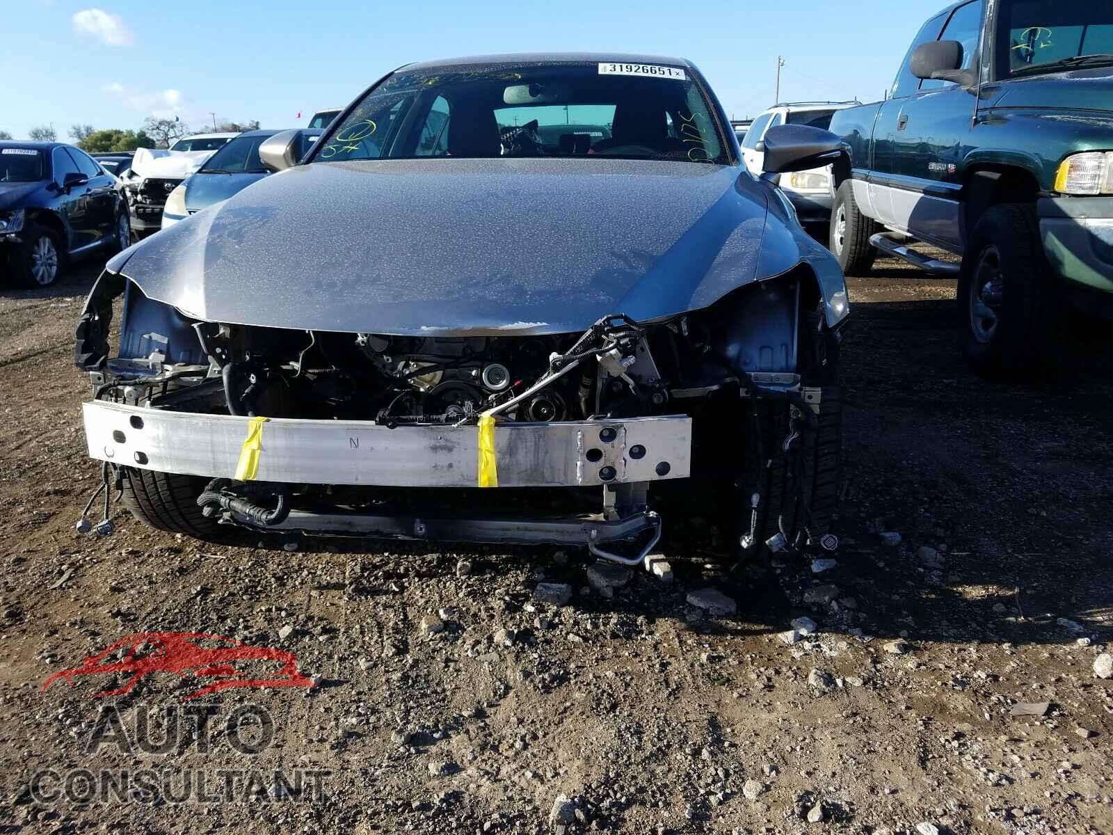 LEXUS IS 2016 - JTHBA1D2XG5003104