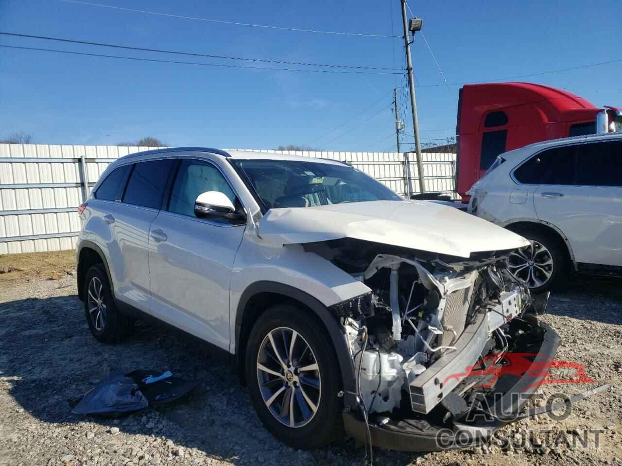TOYOTA HIGHLANDER 2019 - 5TDJZRFHXKS625744