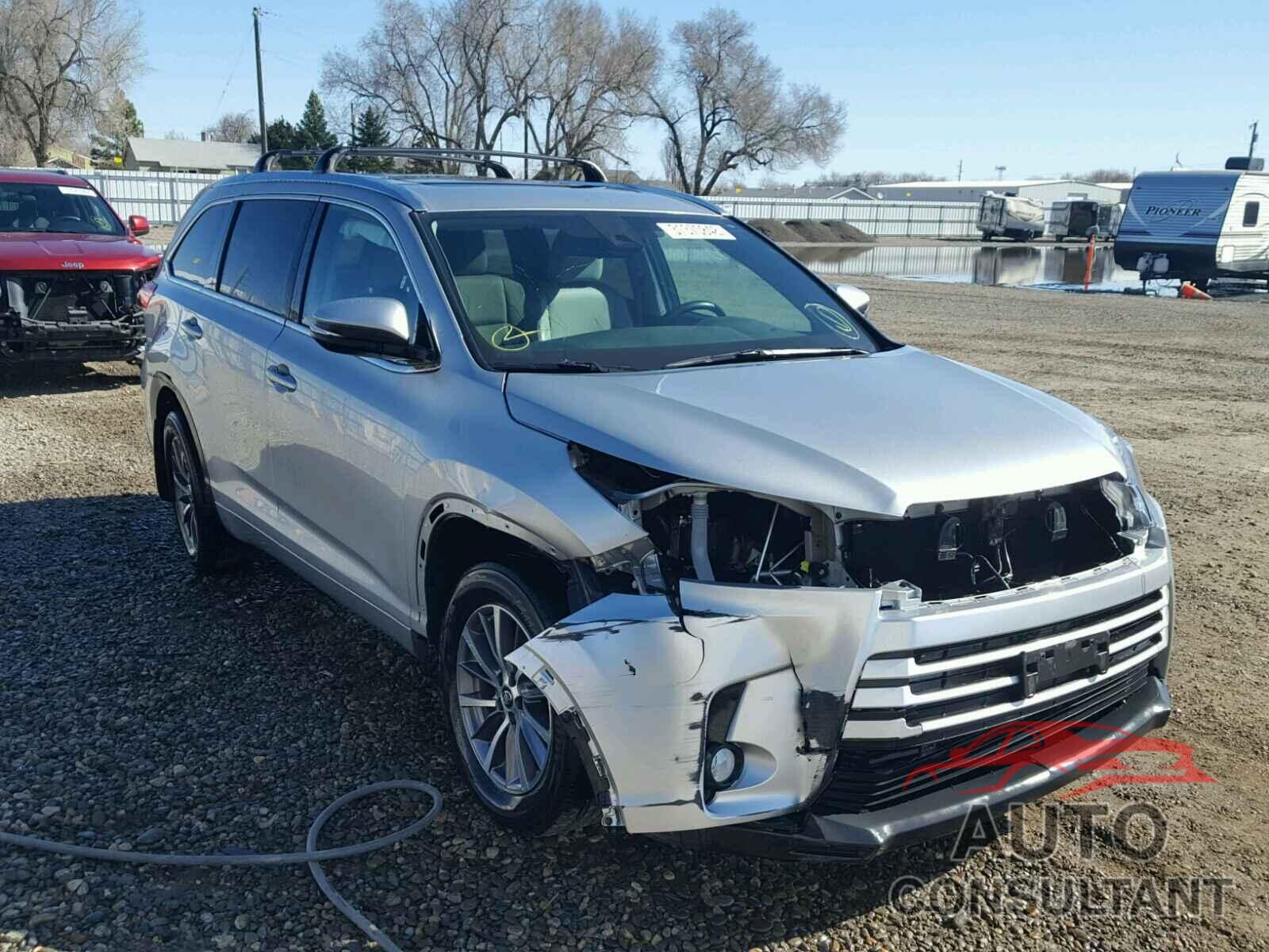 TOYOTA HIGHLANDER 2017 - 5TDJZRFH2HS358947