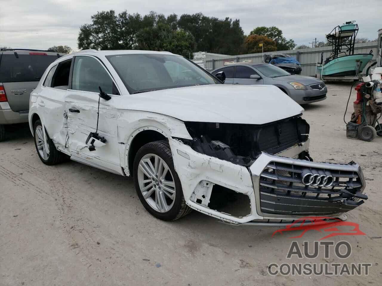 AUDI Q5 2018 - WA1BNAFY8J2105382