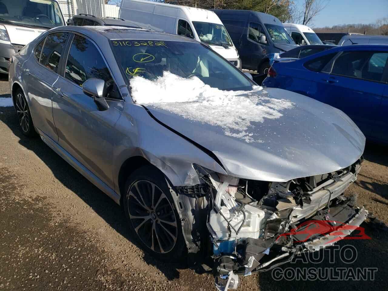 TOYOTA CAMRY 2018 - 4T1B11HK7JU574599