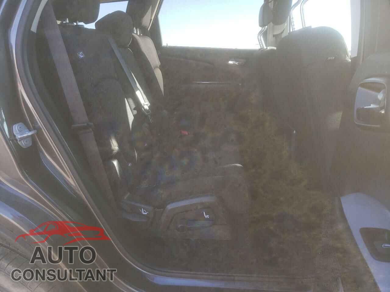 DODGE JOURNEY 2019 - 3C4PDCBB8KT863010