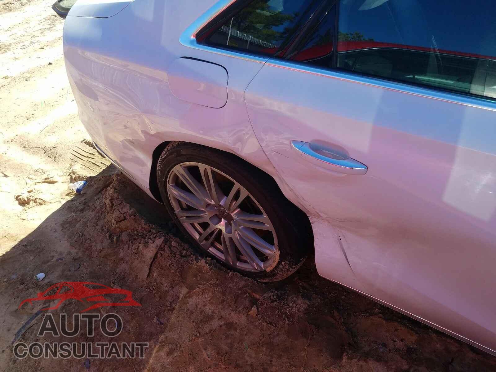 AUDI A8 2016 - WAU34AFD6GN007787