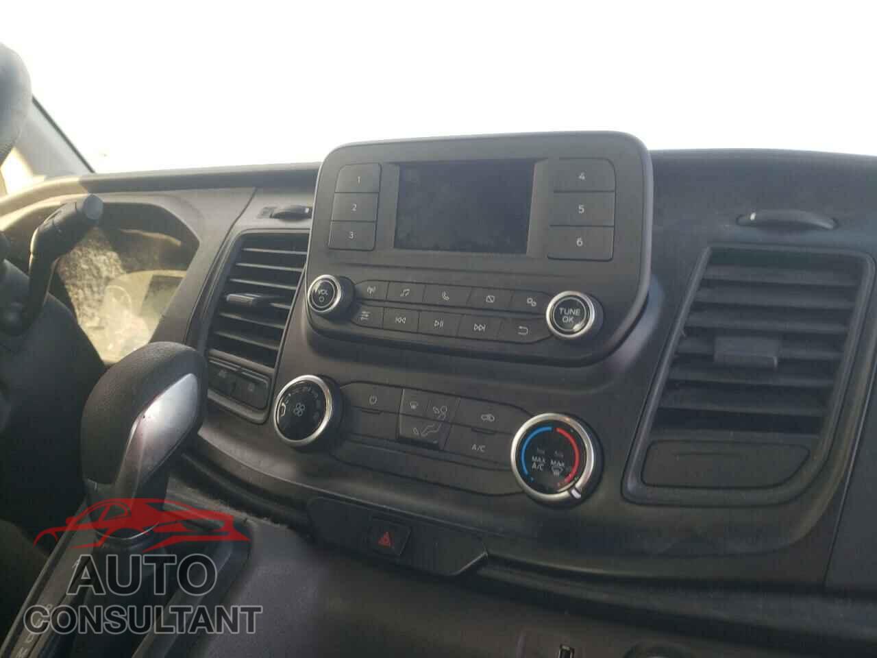 FORD TRANSIT CO 2020 - 1FTBR2C89LKA04195