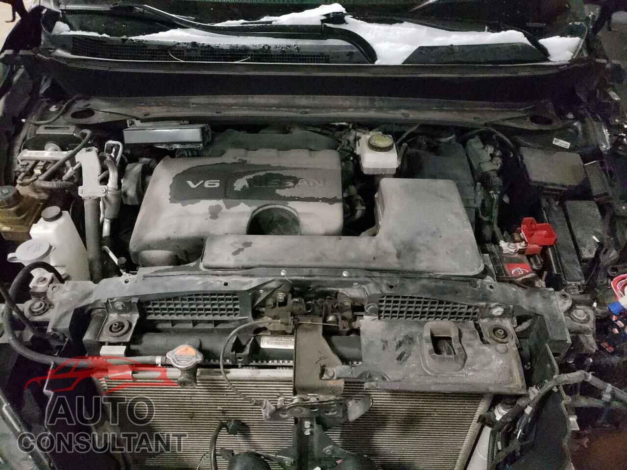 NISSAN PATHFINDER 2017 - 5N1DR2MM3HC645702