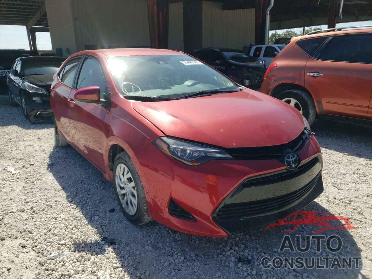TOYOTA COROLLA 2018 - 5YFBURHE9JP770982