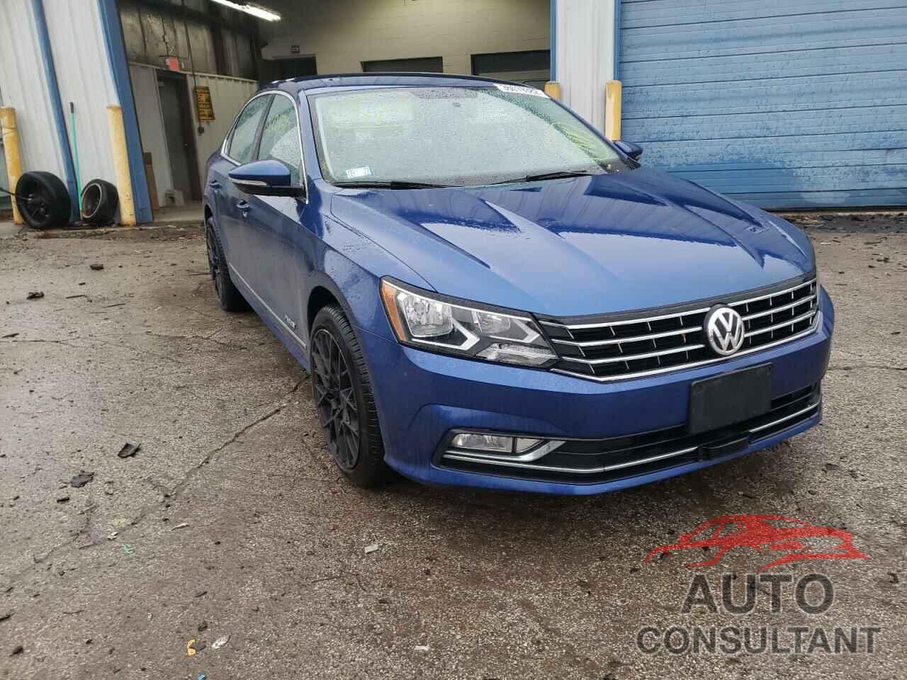 VOLKSWAGEN PASSAT 2017 - 1VWAT7A37HC042136