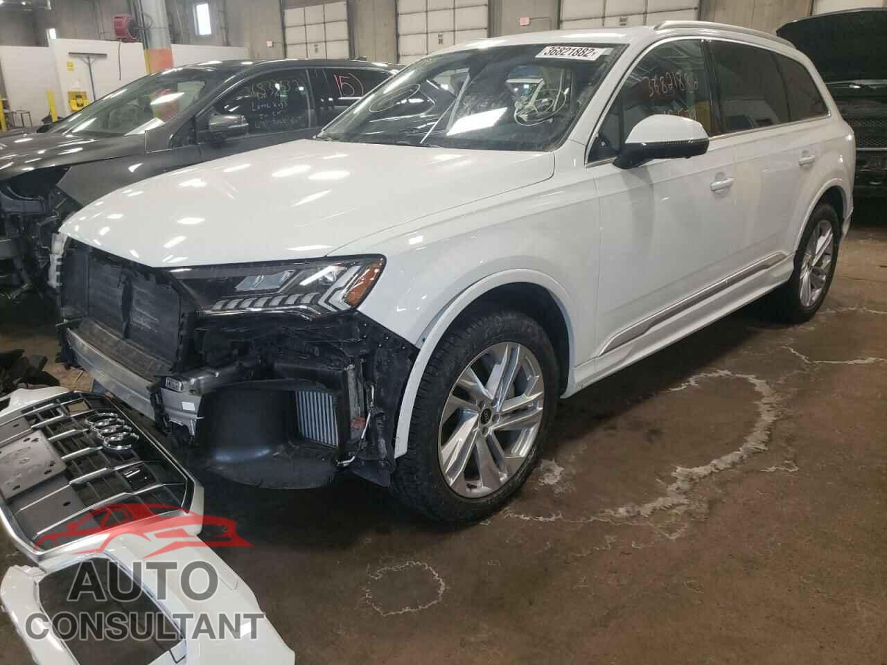 AUDI Q7 2021 - WA1LXAF7XMD015424