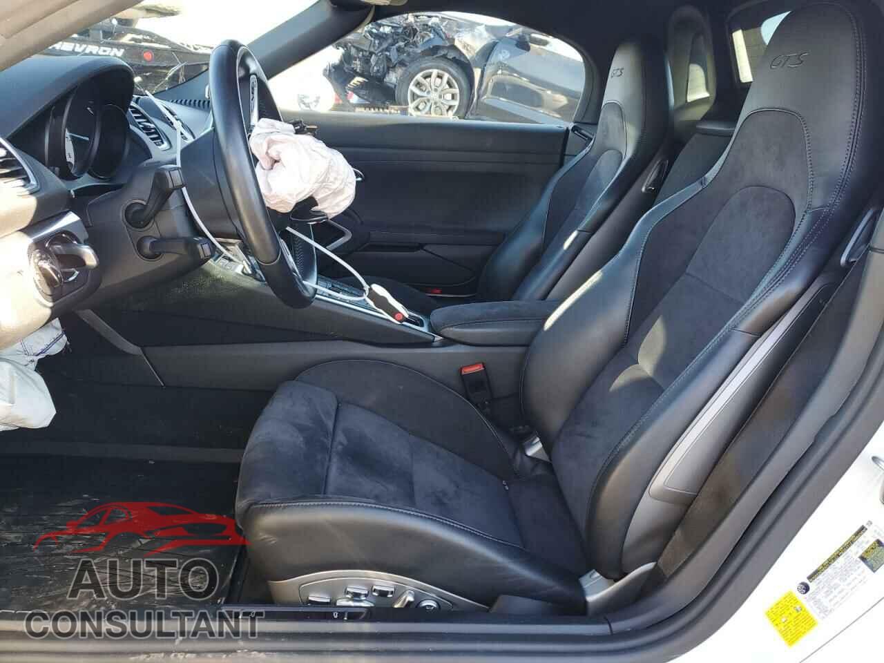 PORSCHE BOXSTER 2018 - WP0CB2A82JS229275