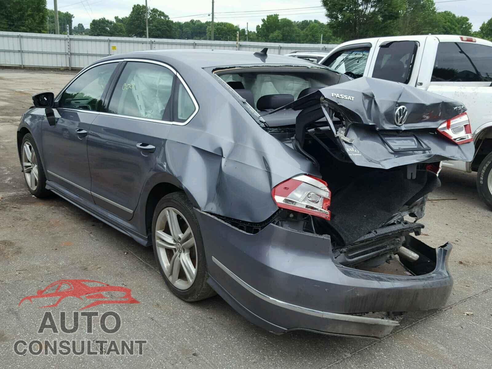 VOLKSWAGEN PASSAT 2015 - 1VWCM7A33FC108734