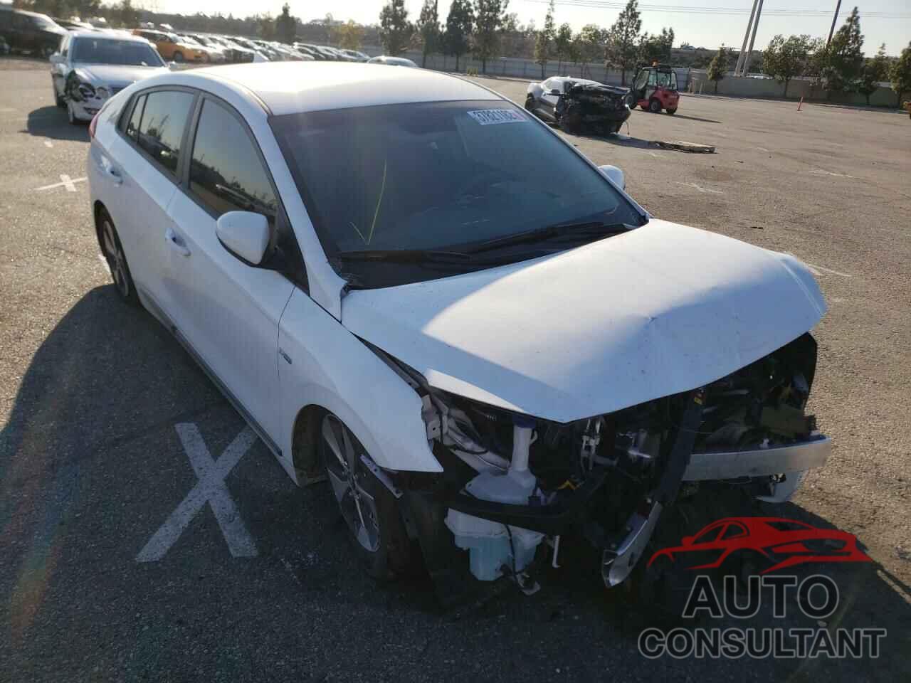 HYUNDAI IONIQ 2019 - KMHC75LH1KU034771