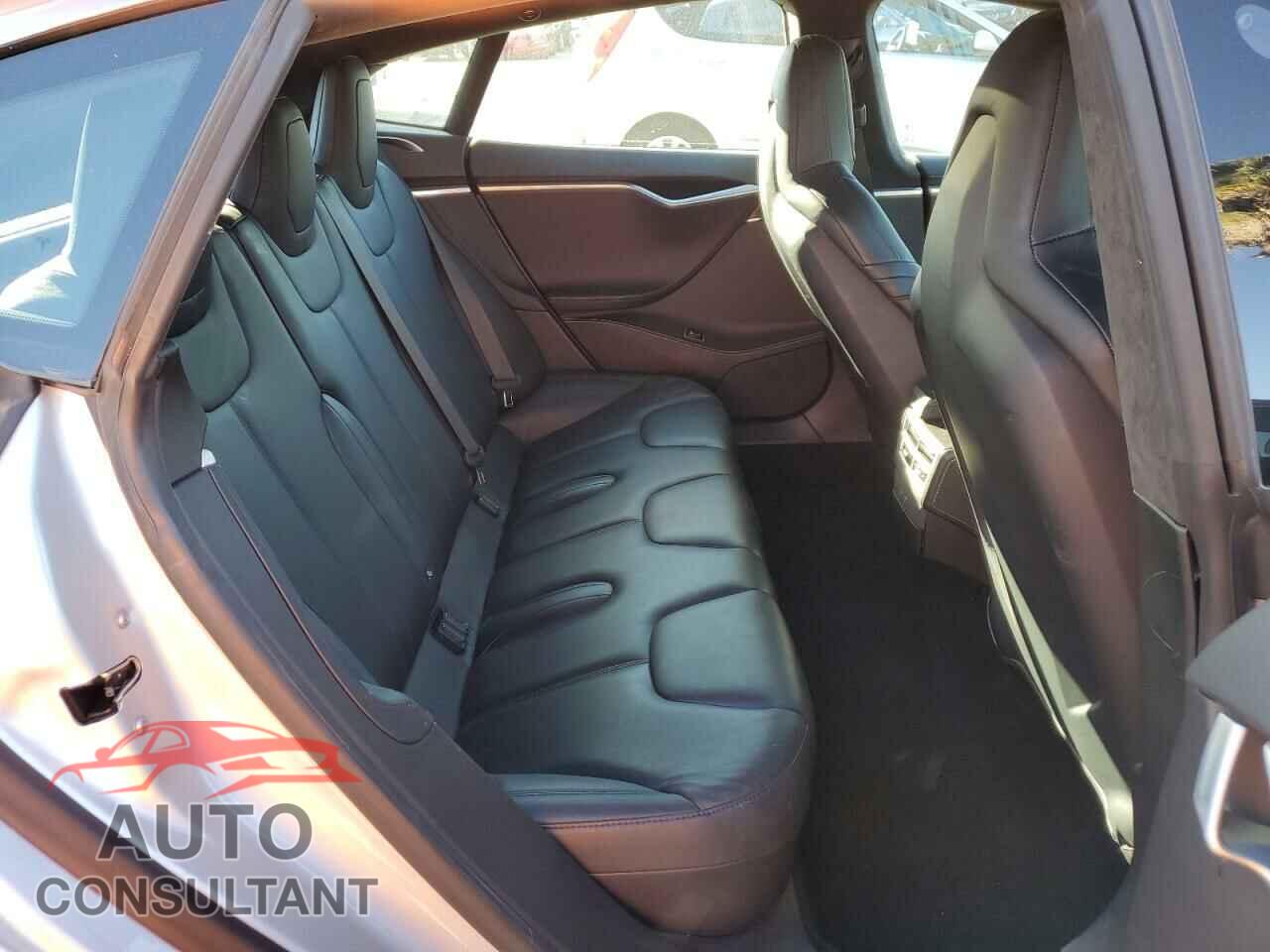 TESLA MODEL S 2016 - 5YJSA1E18GF170518