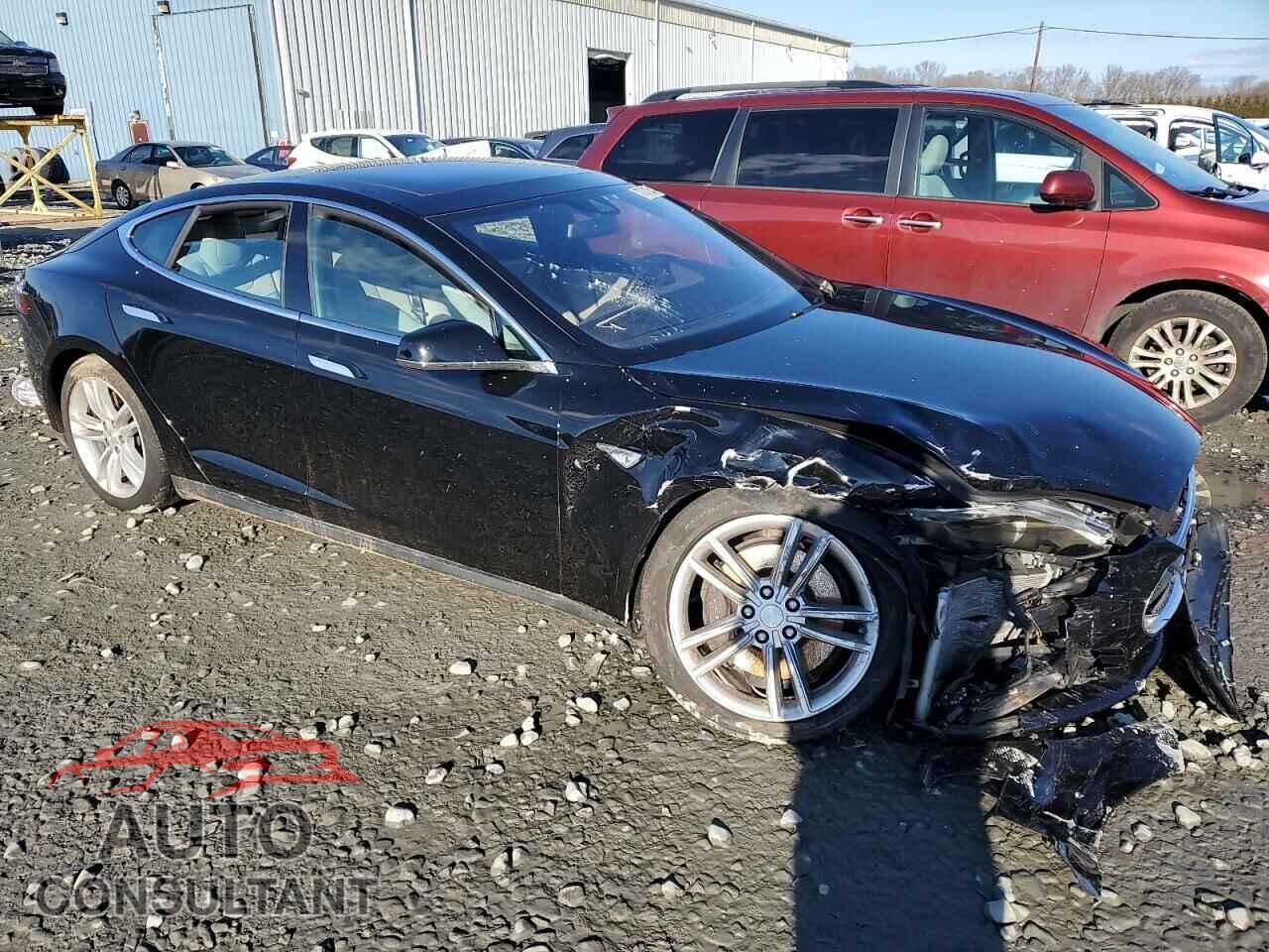TESLA MODEL S 2016 - 5YJSA1E14GF130596