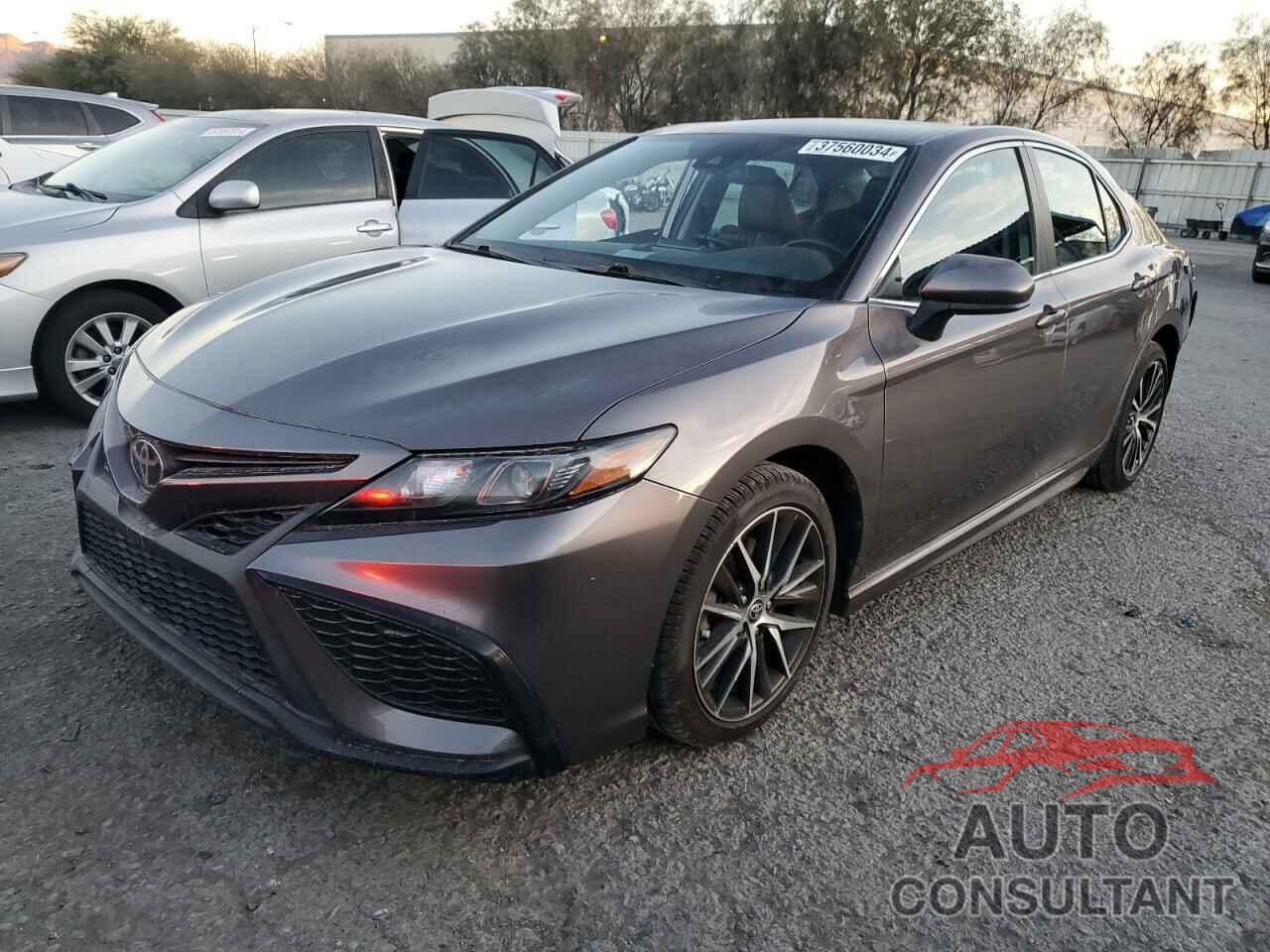 TOYOTA CAMRY 2021 - 4T1G11AK6MU592628