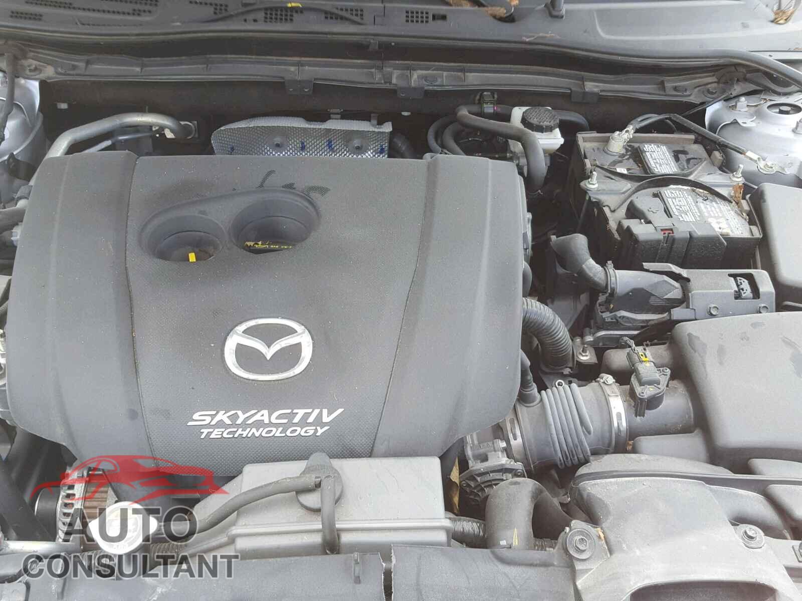 MAZDA 3 2017 - 3MZBN1K7XHM106410