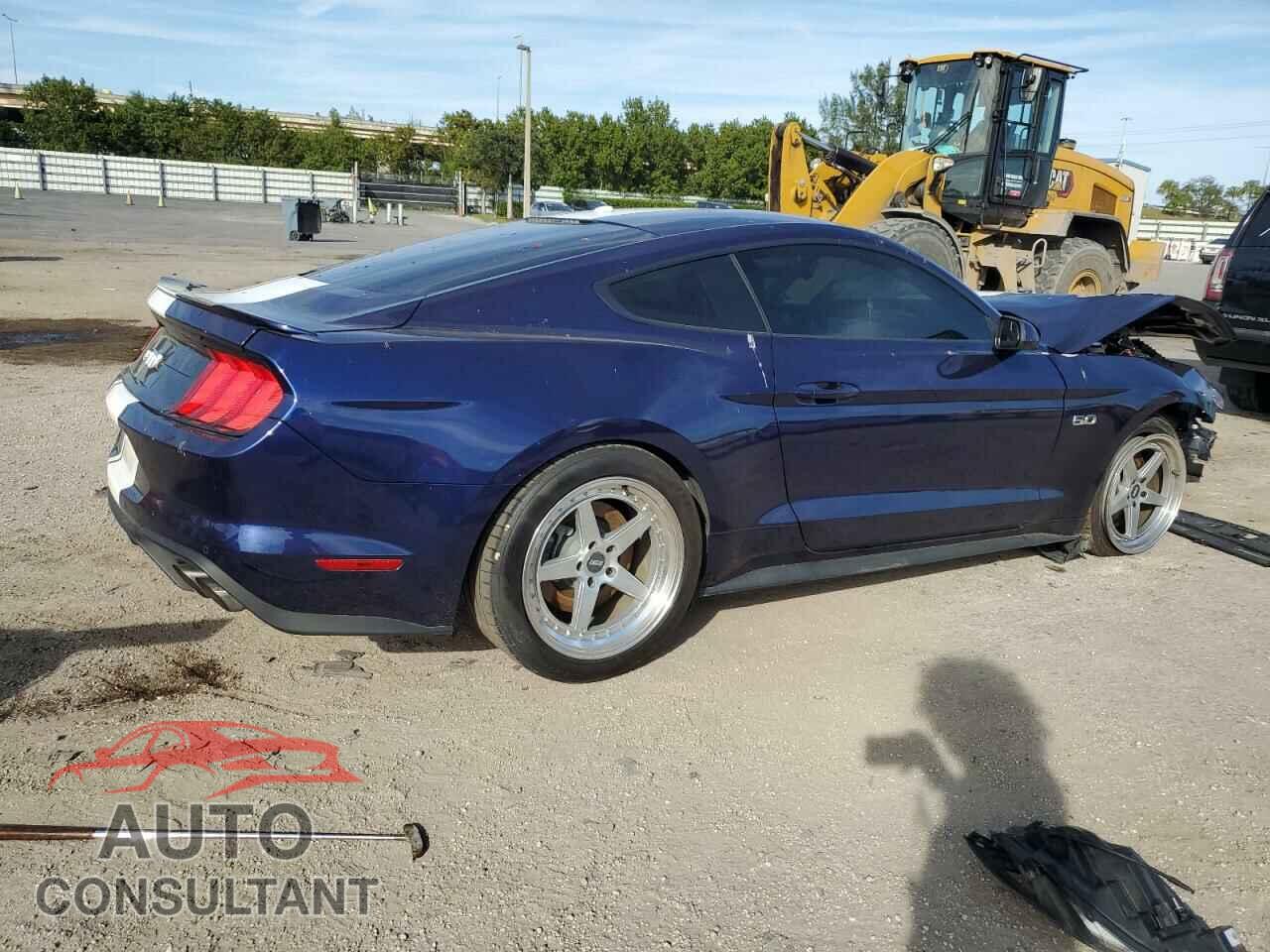 FORD MUSTANG 2019 - 1FA6P8CF2K5205352