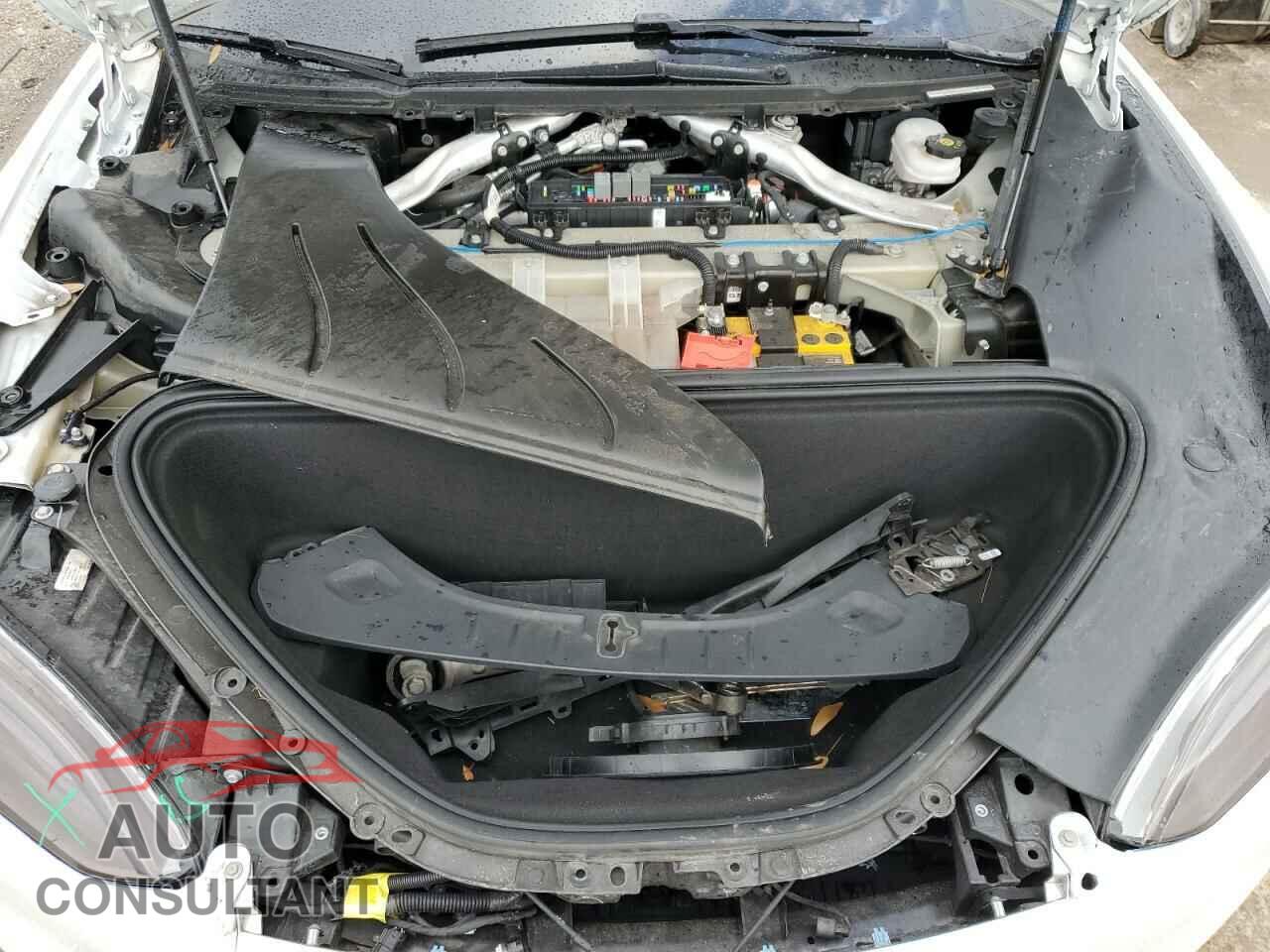 TESLA MODEL S 2020 - 5YJSA1E24LF395330