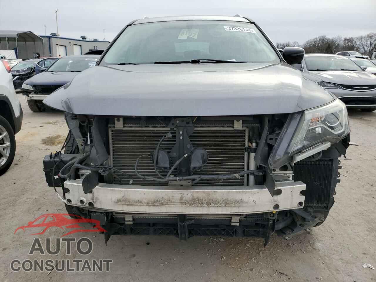 NISSAN PATHFINDER 2017 - 5N1DR2MN0HC658917