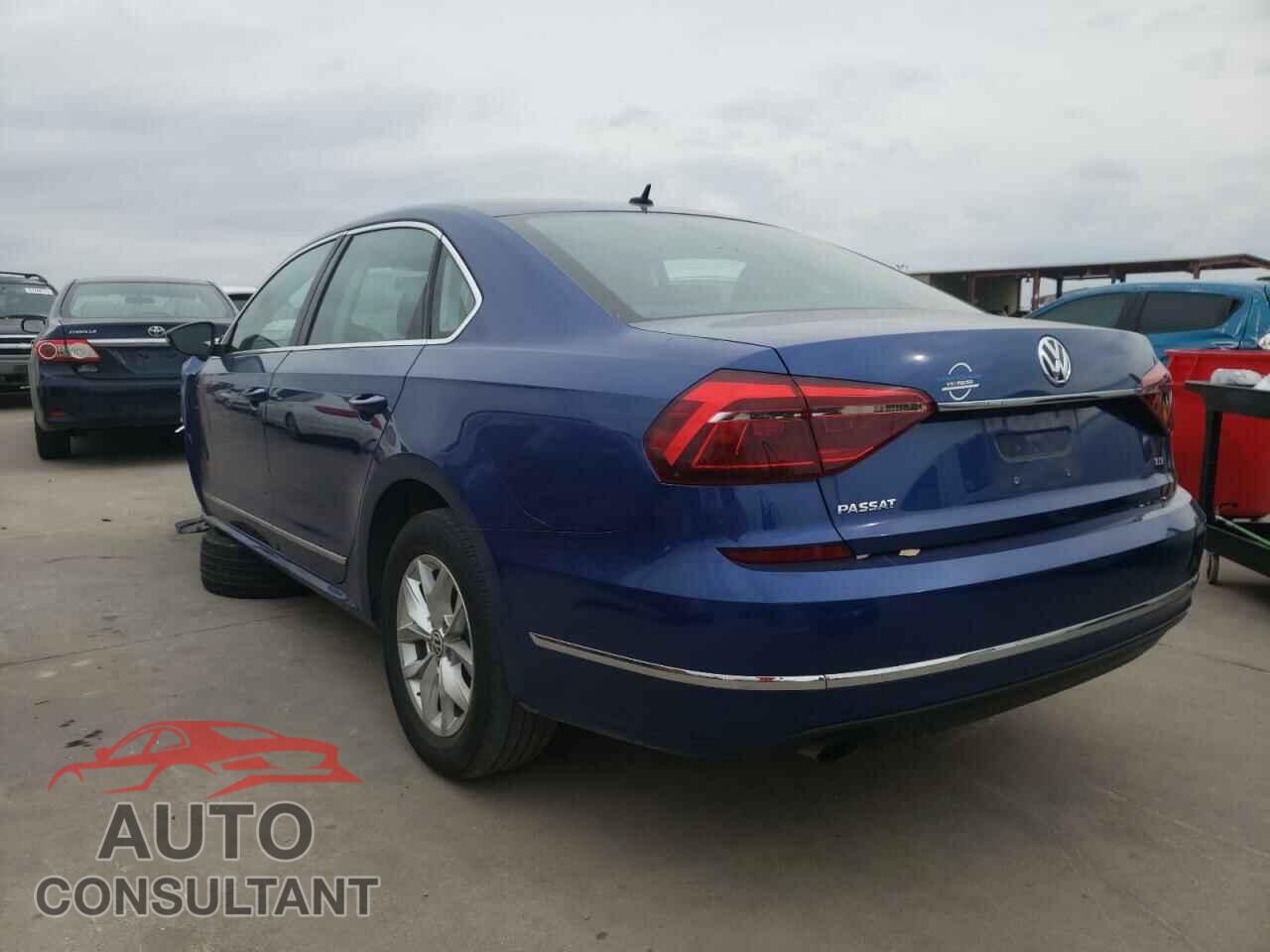 VOLKSWAGEN PASSAT 2017 - 1VWAT7A37HC053900