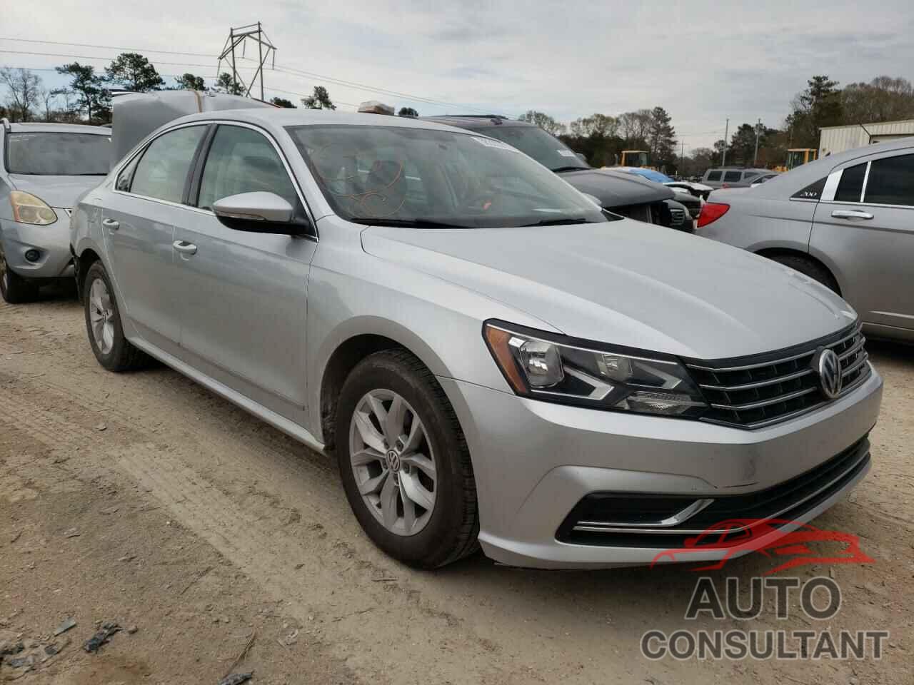 VOLKSWAGEN PASSAT 2017 - 1VWAT7A31HC043590