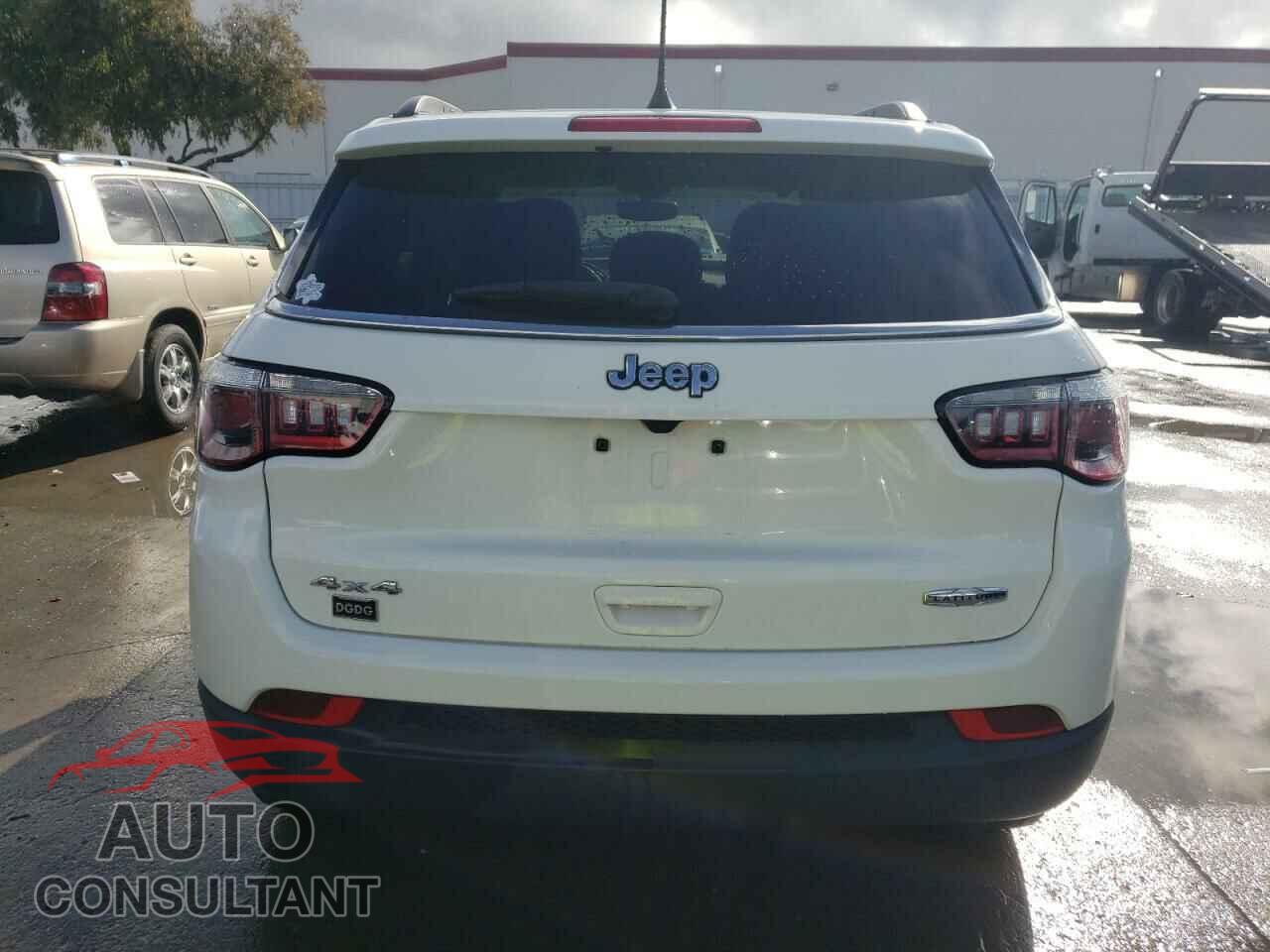 JEEP COMPASS 2019 - 3C4NJDBB9KT678325