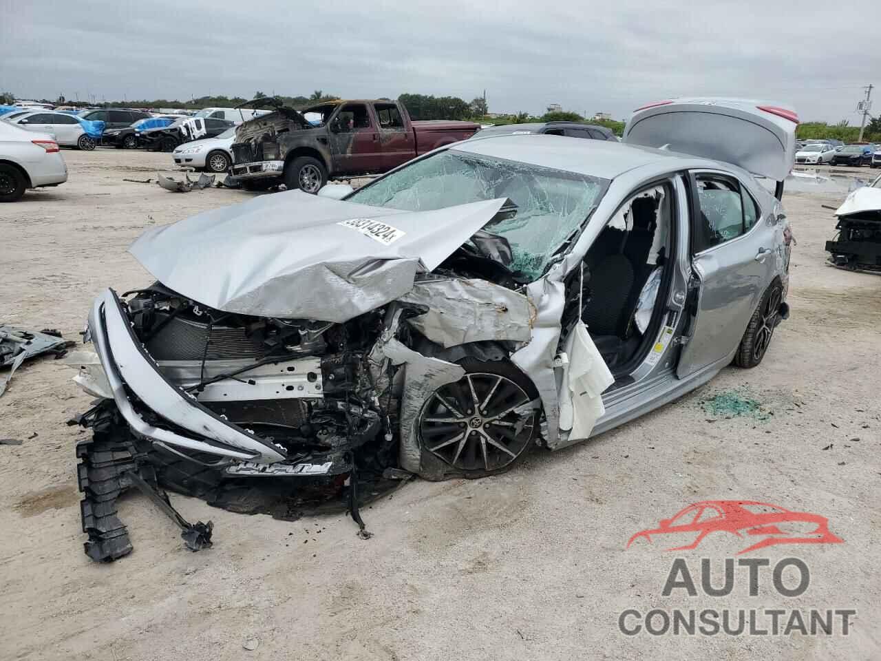 TOYOTA CAMRY 2023 - 4T1G11AK6PU778013