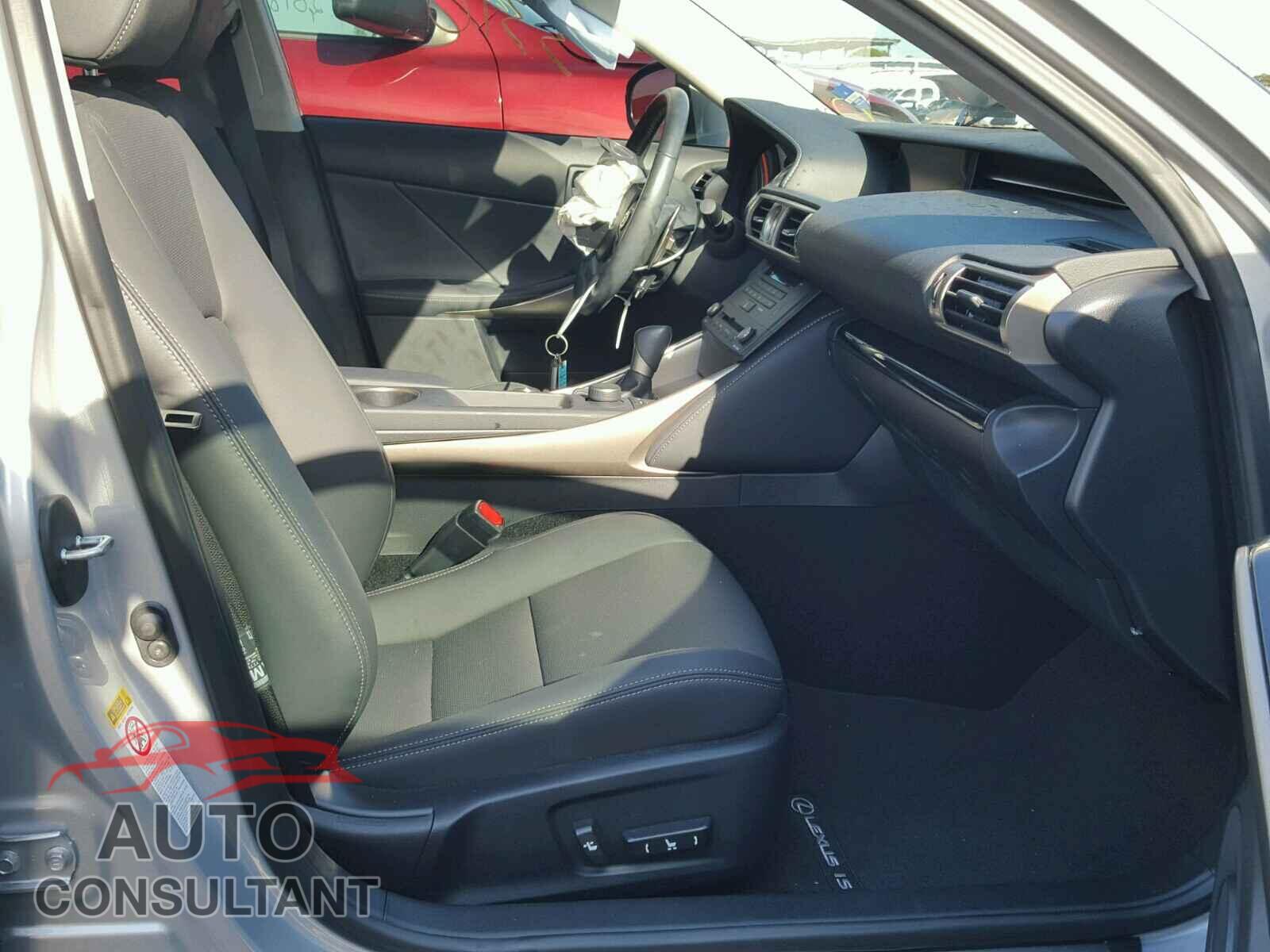 LEXUS IS 2016 - JTHBA1D28G5022718