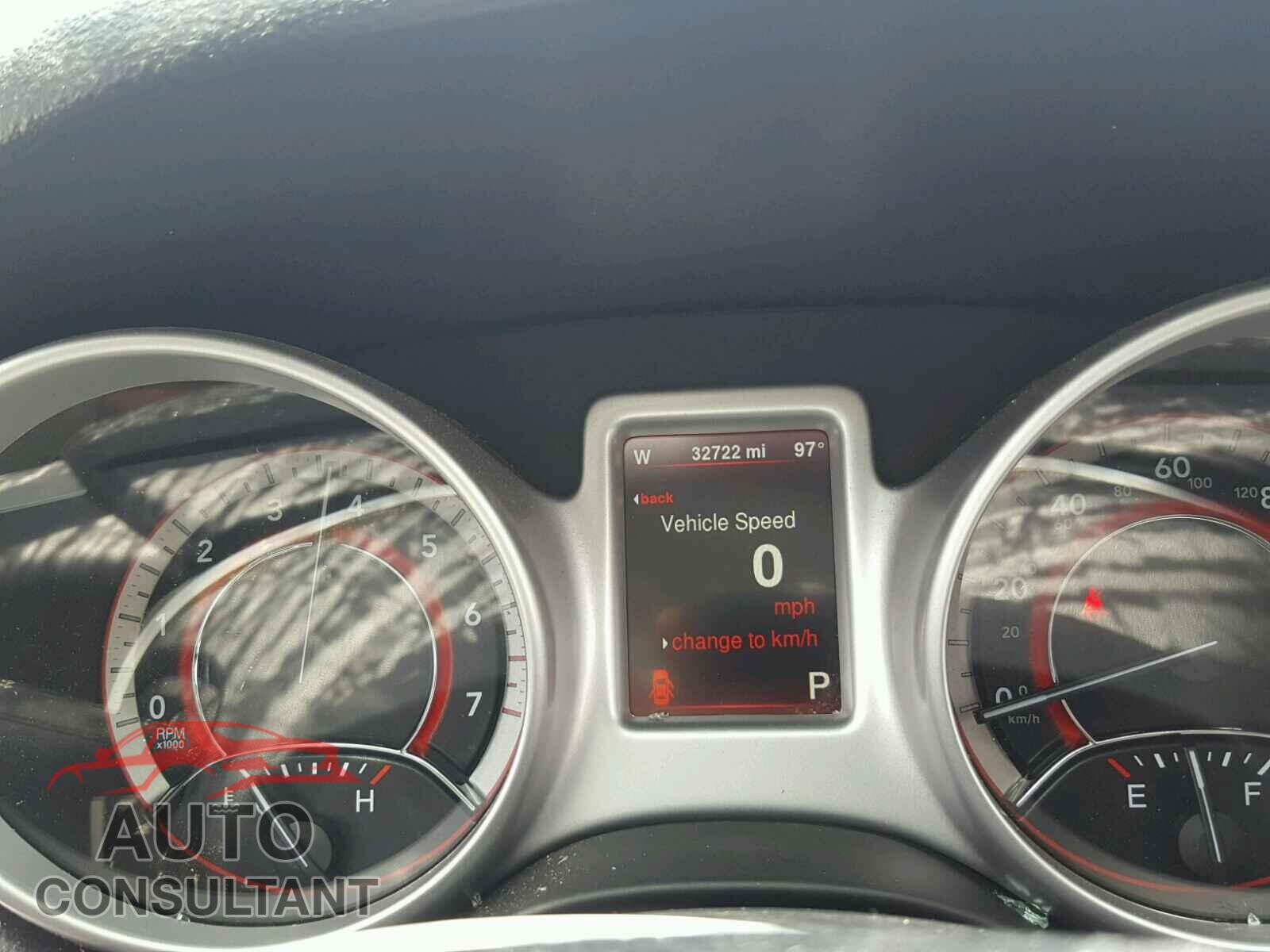DODGE JOURNEY 2015 - 3C4PDCBB2FT709320