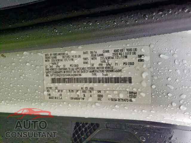 FORD TRANSIT CO 2017 - 1FTYR2YG1HKA09036