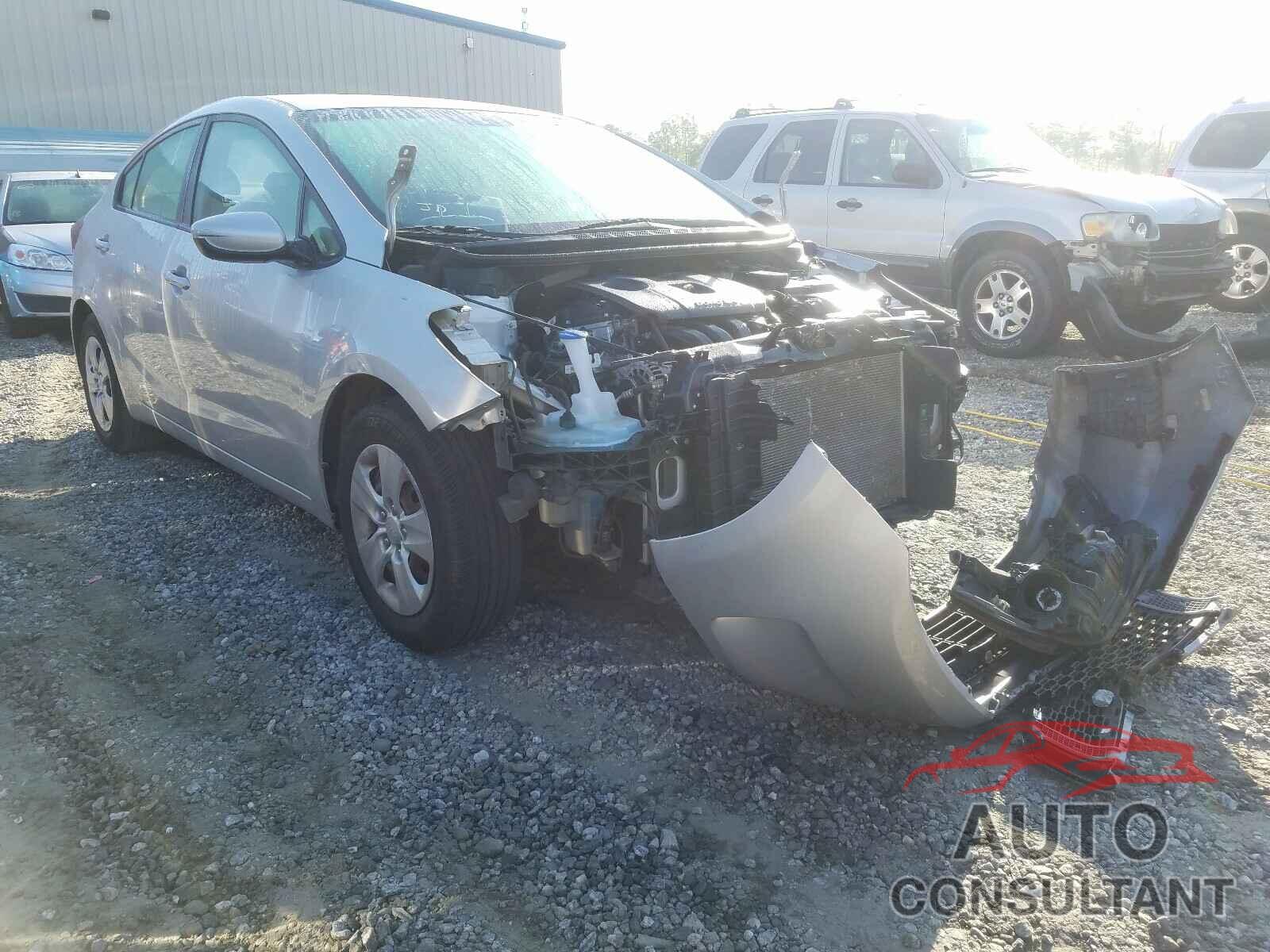 KIA FORTE 2017 - 3KPFK4A70HE095475