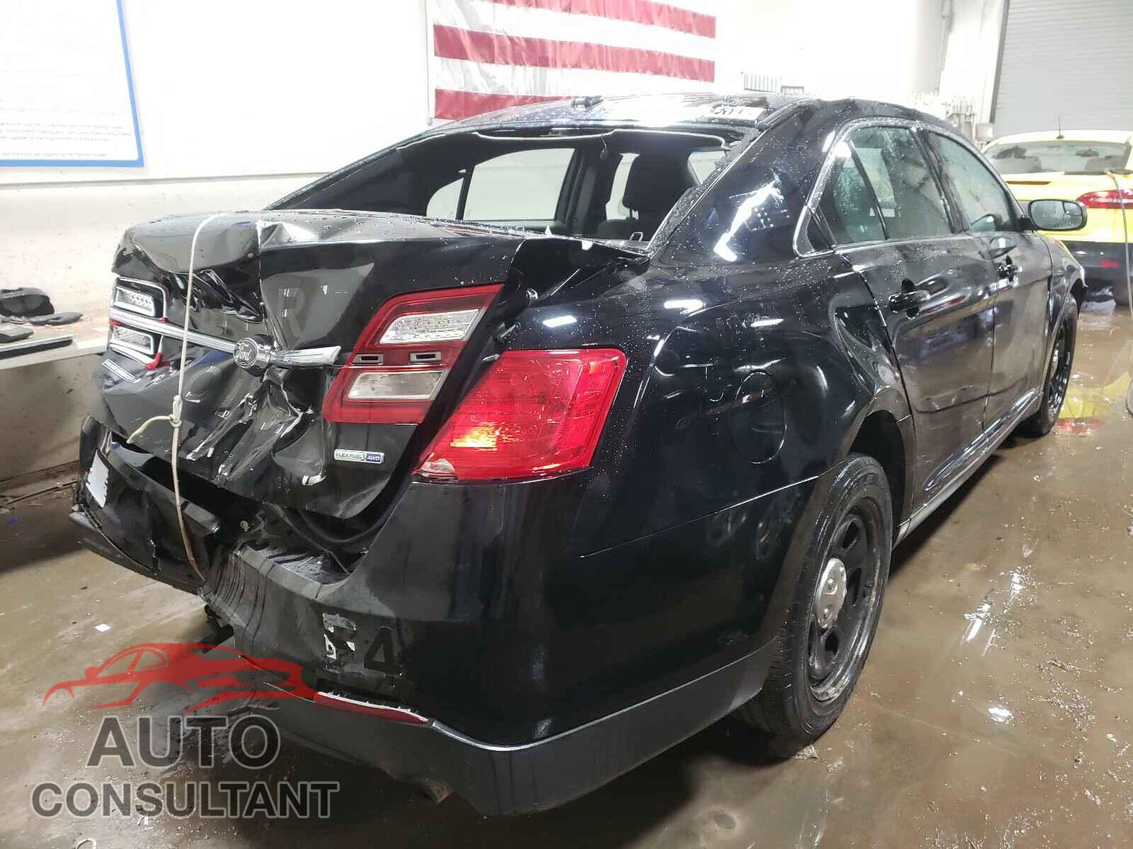 FORD TAURUS 2018 - 1FAHP2MK5JG115939