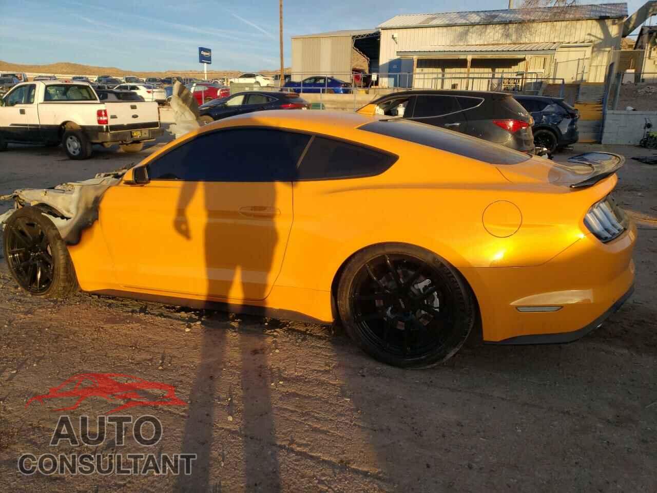 FORD MUSTANG 2022 - 1FA6P8CF1N5118465