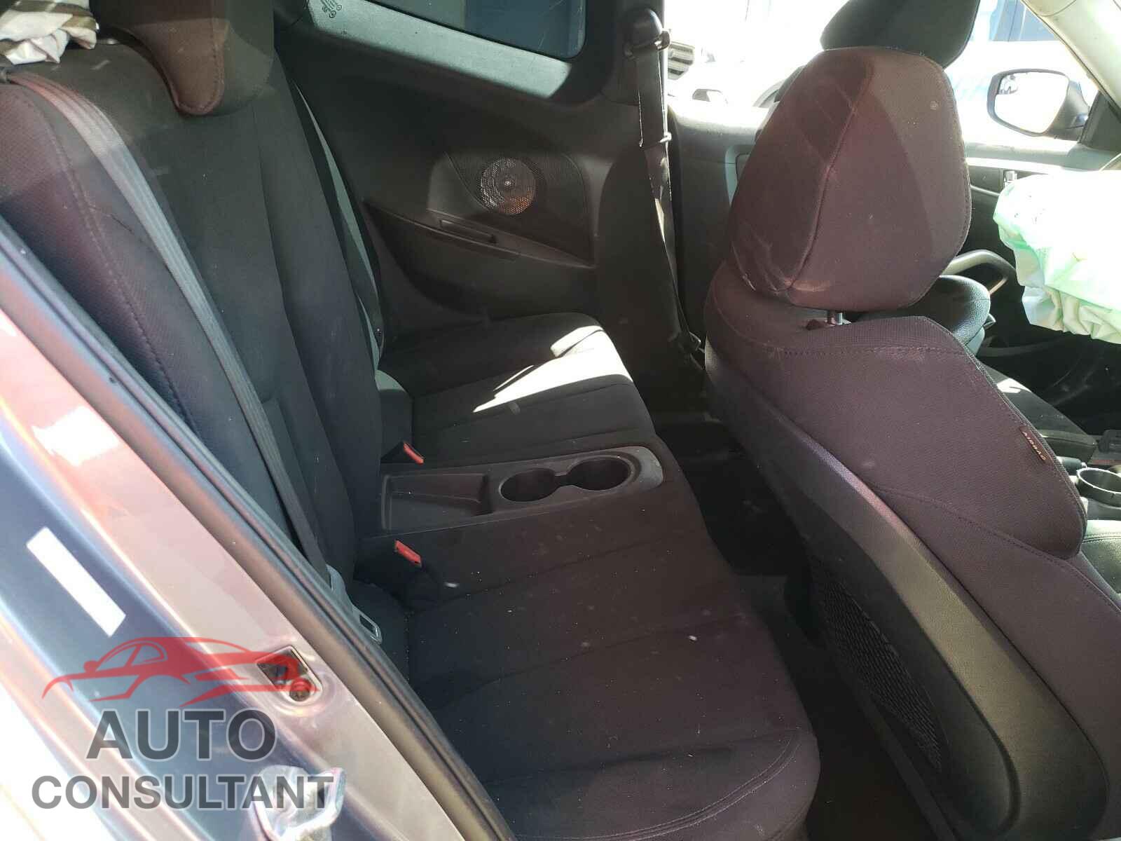 HYUNDAI VELOSTER 2016 - KMHTC6AD7GU278031